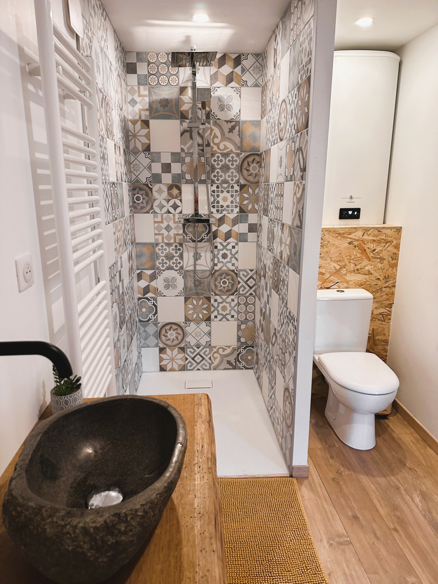 Les Remparts - salle de bains photo 3